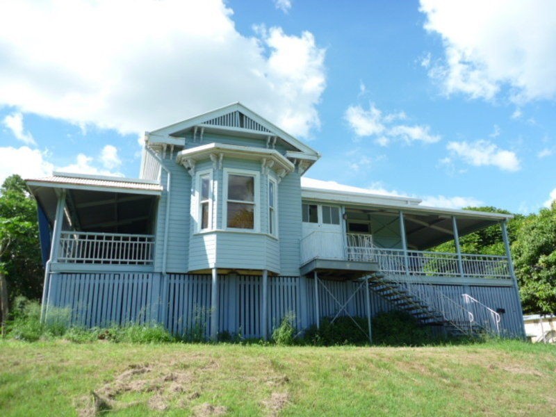 2 Nelson Street, Childers QLD 4660