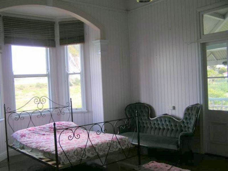 2 Nelson Street, Childers QLD 4660