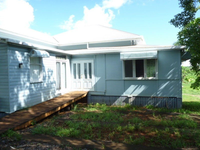 2 Nelson Street, Childers QLD 4660