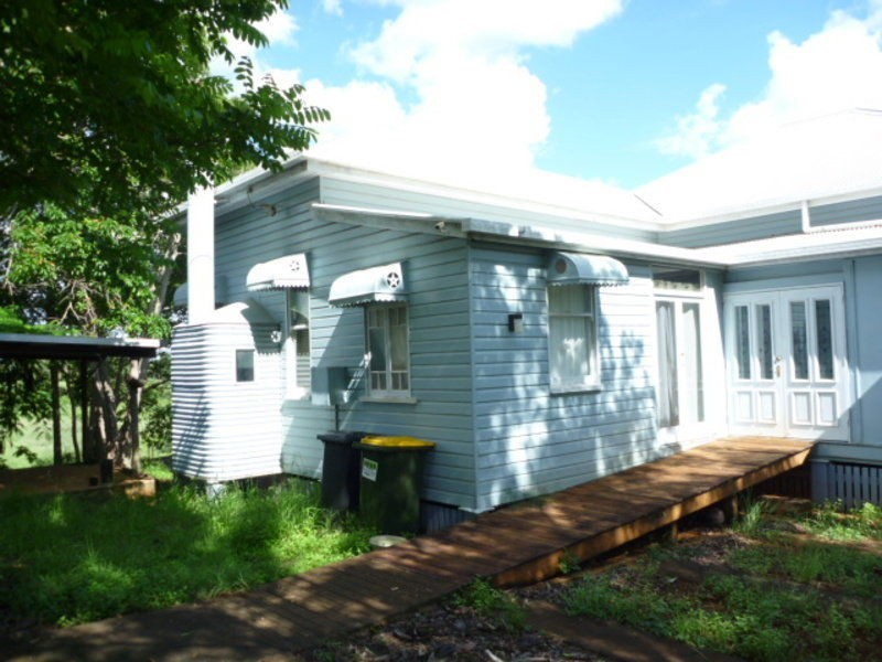 2 Nelson Street, Childers QLD 4660