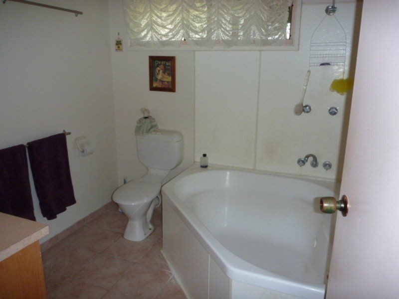 243 Woodgate Road, Goodwood QLD 4660
