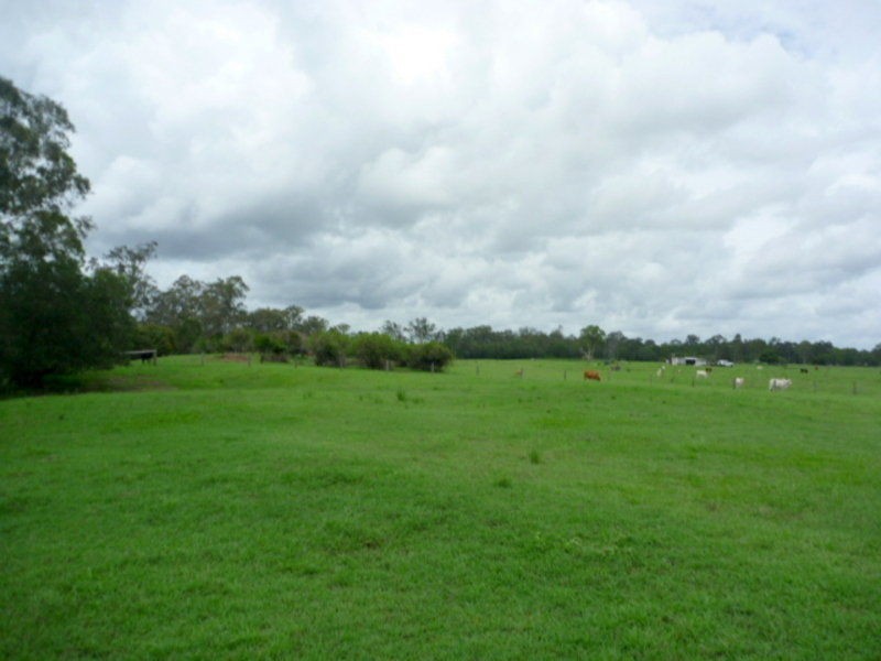 48 Smith Road, Howard QLD 4659