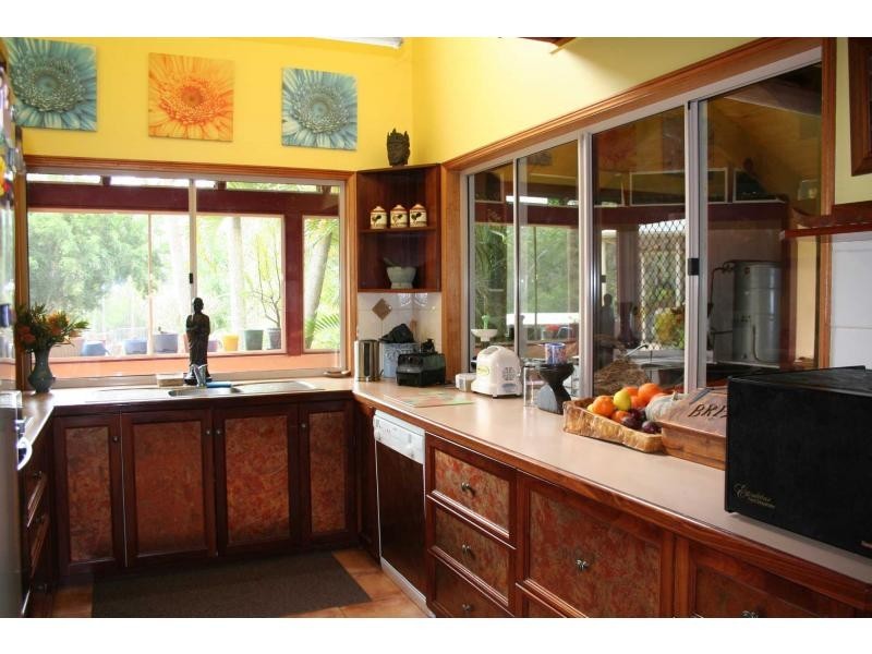 82 Bunns Road, Apple Tree Creek QLD 4660
