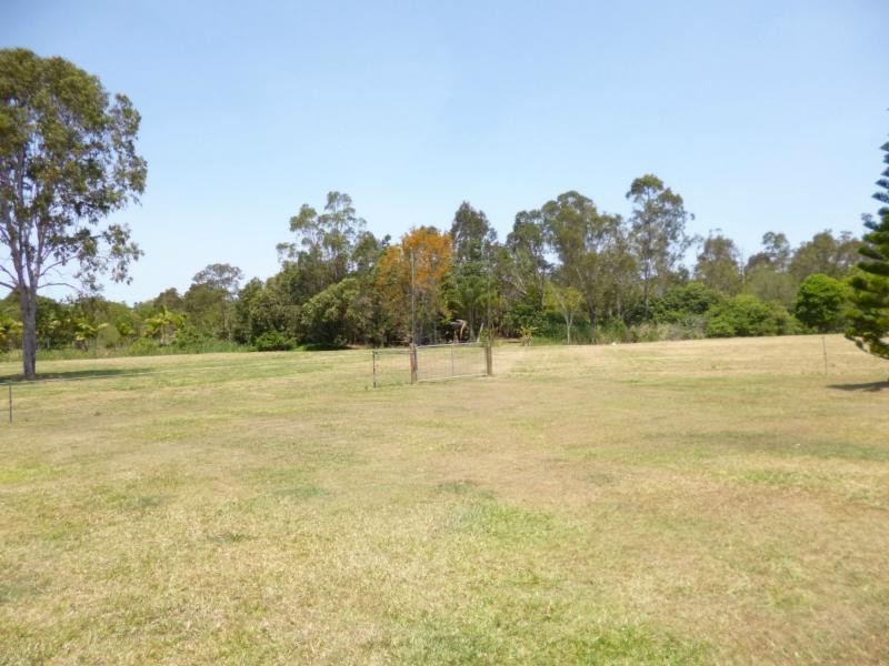 188 North Isis Road, Childers QLD 4660