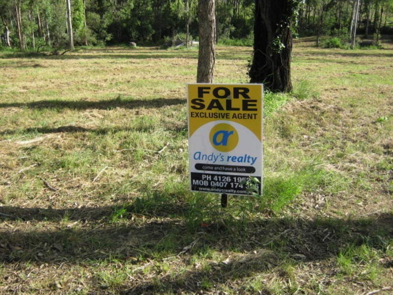 24 Wallace Street, Childers QLD 4660