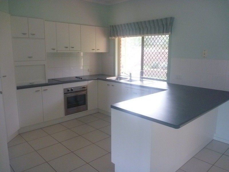 4 Pioneer Street, Childers QLD 4660