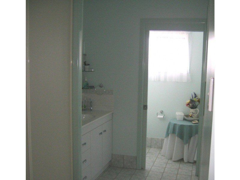 4 Pioneer Street, Childers QLD 4660