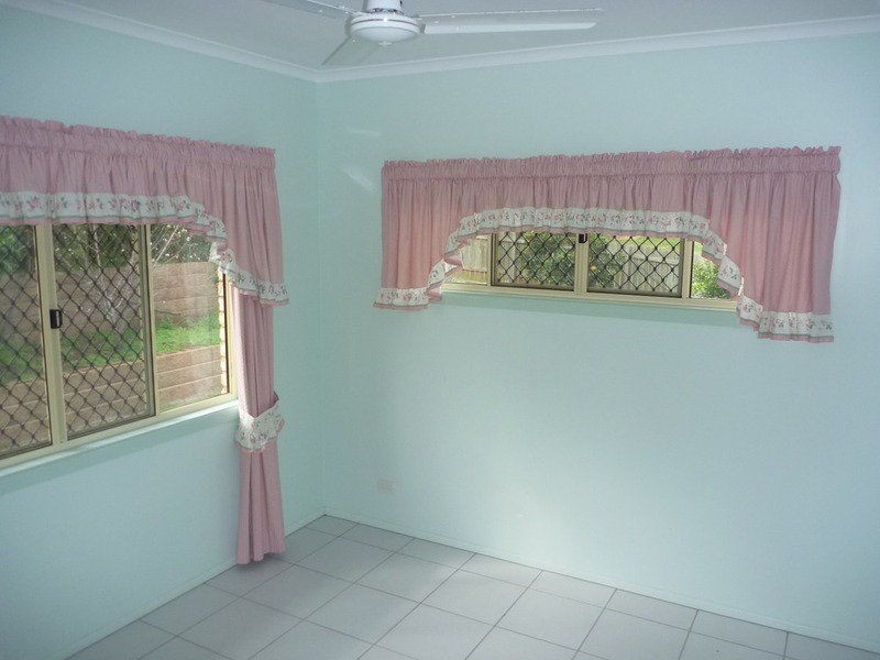 4 Pioneer Street, Childers QLD 4660