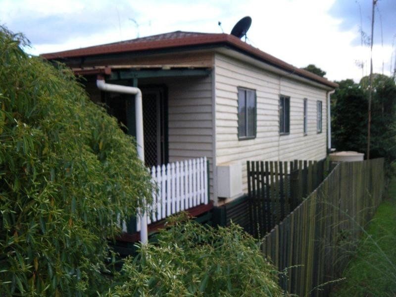 7 Elizabeth Street, Childers QLD 4660