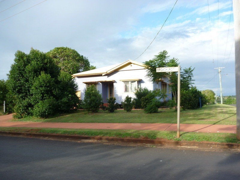 1 Thompson Road, Childers QLD 4660