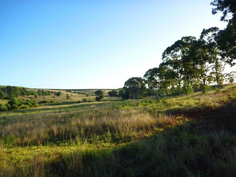 213 Atc Hall Road, Apple Tree Creek QLD 4660