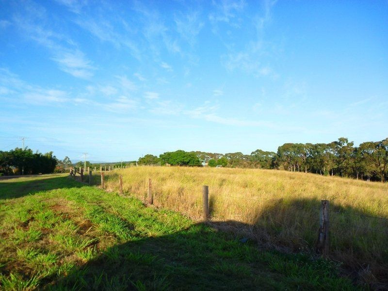 213 Atc Hall Road, Apple Tree Creek QLD 4660