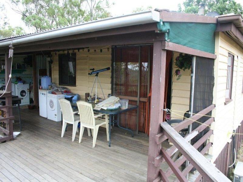 278 Mt Goonaneman Road, Dallarnil QLD 4621