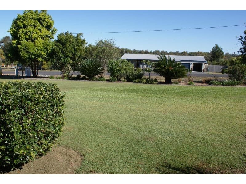 8 Jensen Street, Cordalba QLD 4660