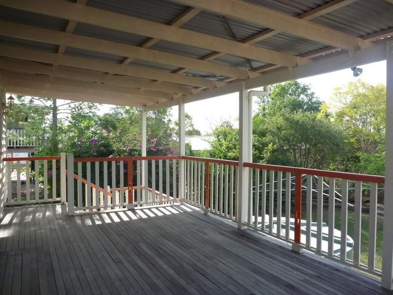 6 Gloucester Street, Biggenden QLD 4621