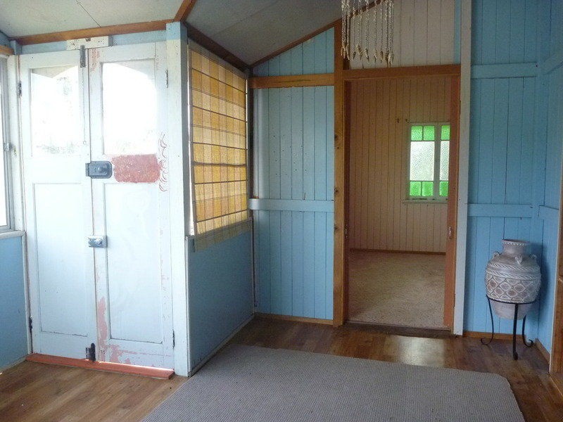 6 Gloucester Street, Biggenden QLD 4621