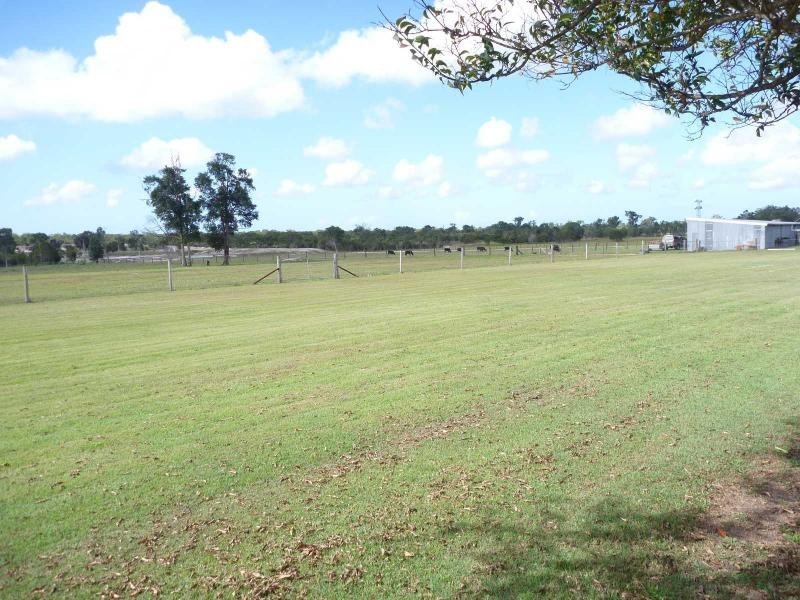 225 Woodgate Road, Goodwood QLD 4660