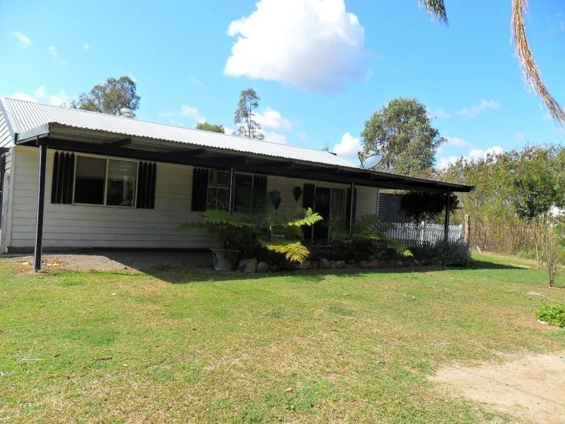 14 Queen Street, Dallarnil QLD 4621