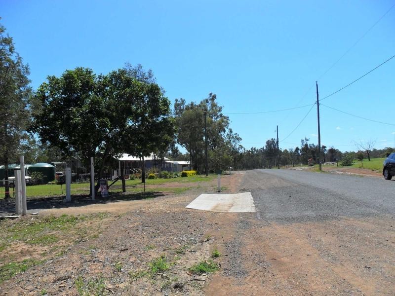 14 Queen Street, Dallarnil QLD 4621
