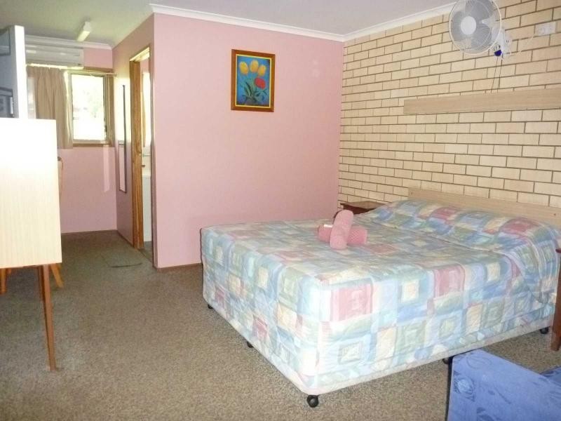 2 McGregor Street, Goomeri QLD 4601