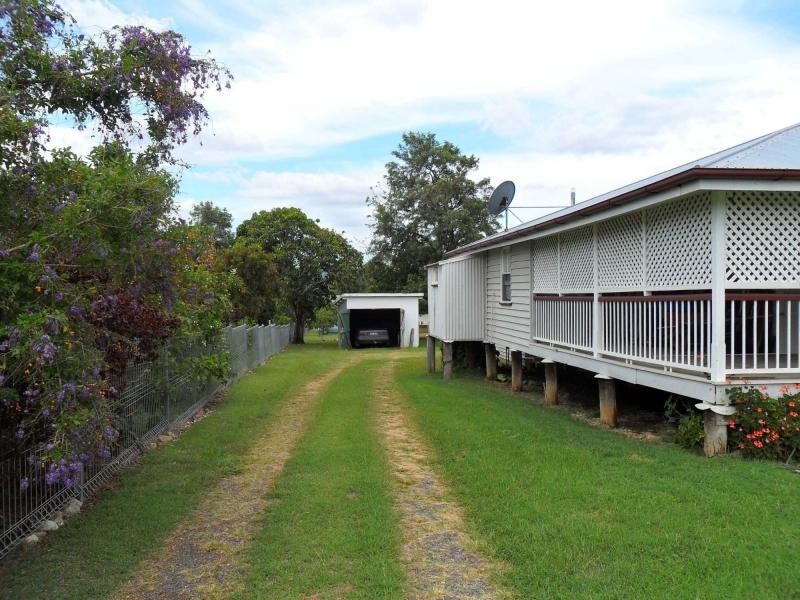 14 Gloucester Street, Biggenden QLD 4621