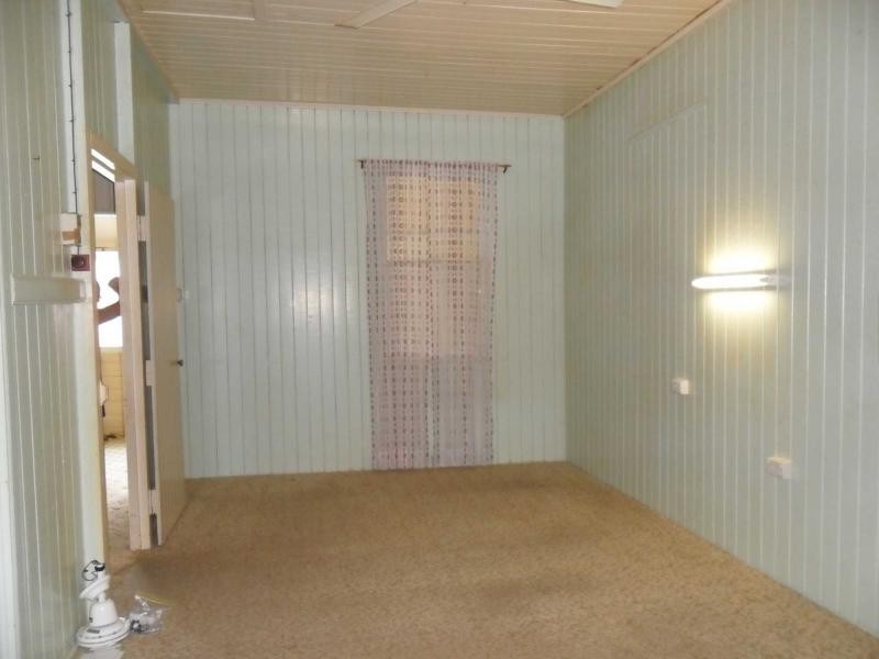 14 Gloucester Street, Biggenden QLD 4621