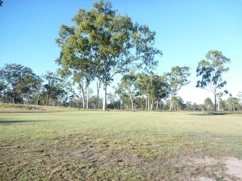 10 Green Court, Buxton QLD 4660