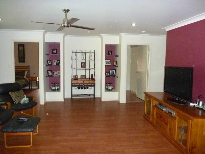 18 Pioneer Avenue, Childers QLD 4660