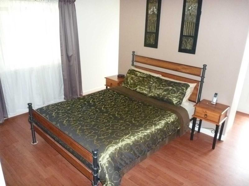 18 Pioneer Avenue, Childers QLD 4660