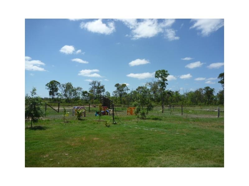 946/251 Farnsfield Road, Farnsfield QLD 4660