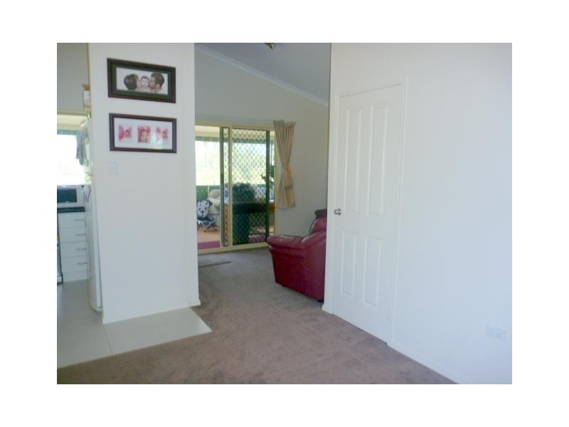 946/251 Farnsfield Road, Farnsfield QLD 4660