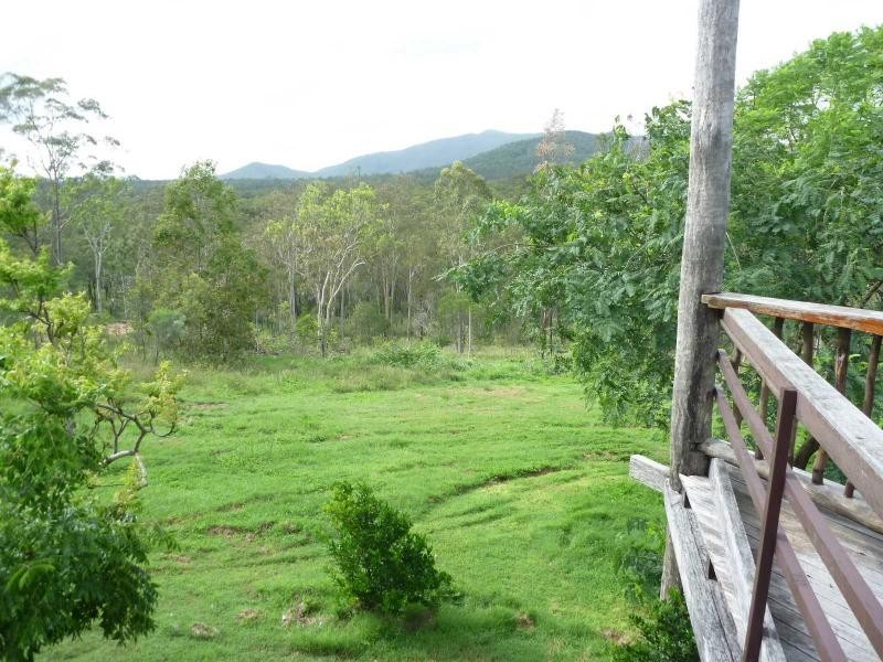 278 Mount Goonanneman Road, Dallarnil QLD 4621