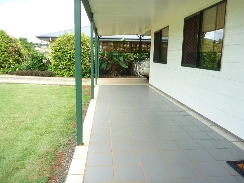 1 Canecutter Court, Childers QLD 4660