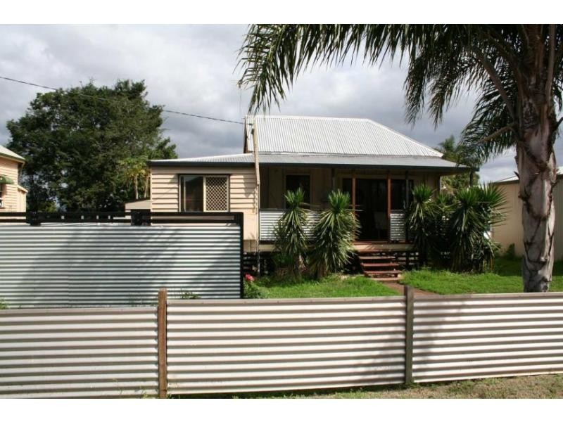 168 Churchill Street, Childers QLD 4660