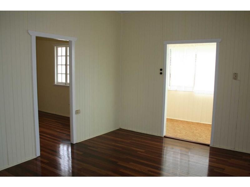 31 Oakes Street, Childers QLD 4660