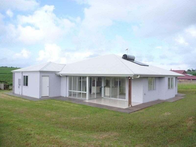 22 Pioneer Street, Childers QLD 4660