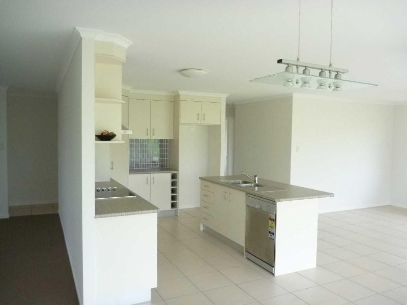 22 Pioneer Street, Childers QLD 4660