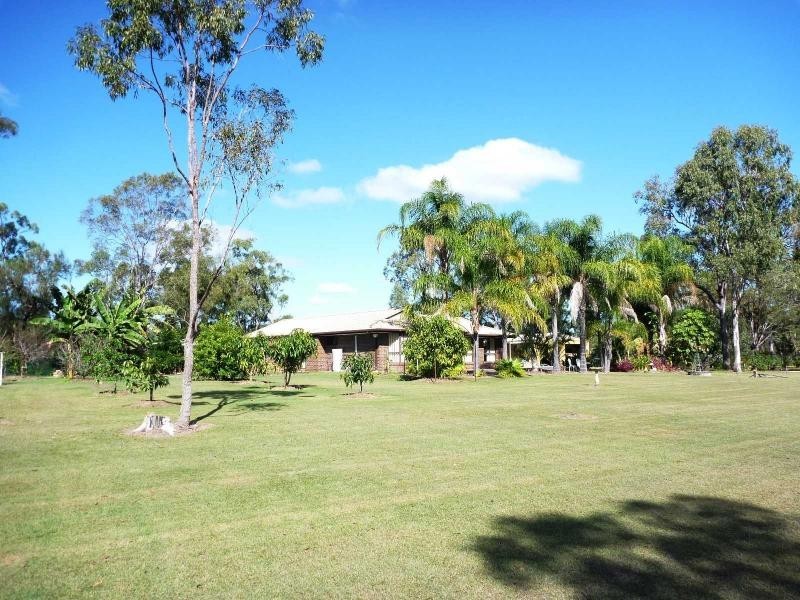Buxton QLD 4660