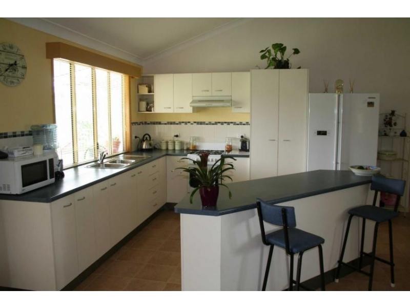 59 Redridge Crescent, Redridge, Childers QLD 4660