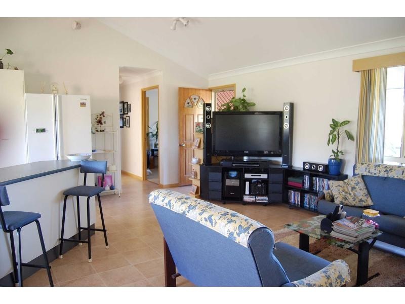 59 Redridge Crescent, Redridge, Childers QLD 4660