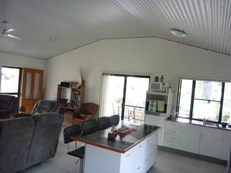 Redridge QLD 4660