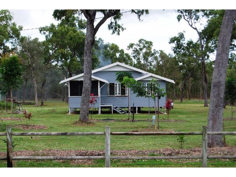 56 BLUE MOUNTAIN Road, Bluewater Park QLD 4818