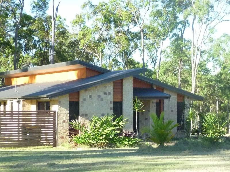 142 Park Avenue, Childers QLD 4660