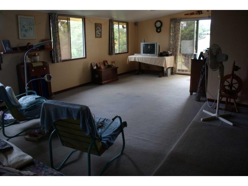 13 Queen Street, Cordalba QLD 4660