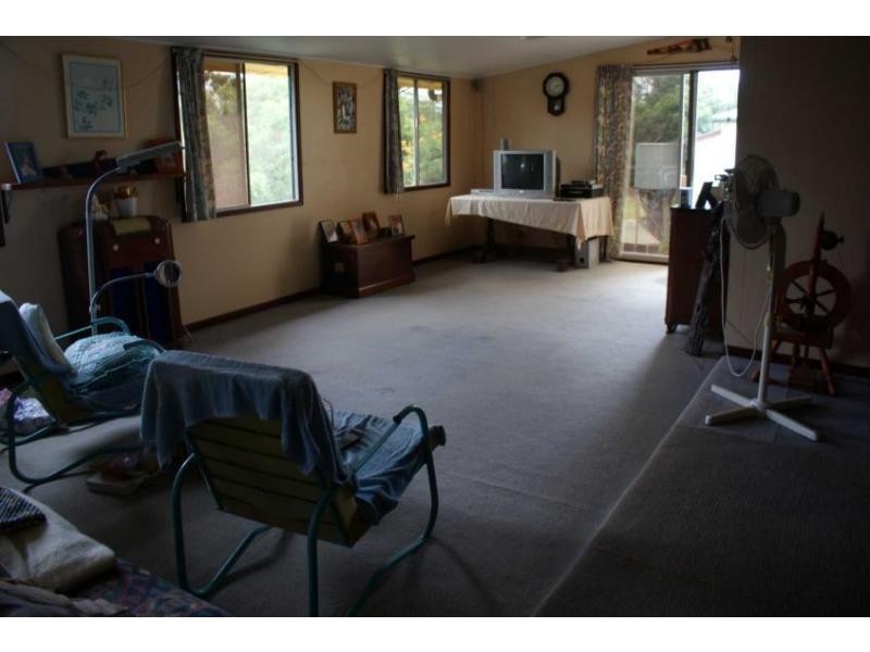 13 Queen Street, Cordalba QLD 4660