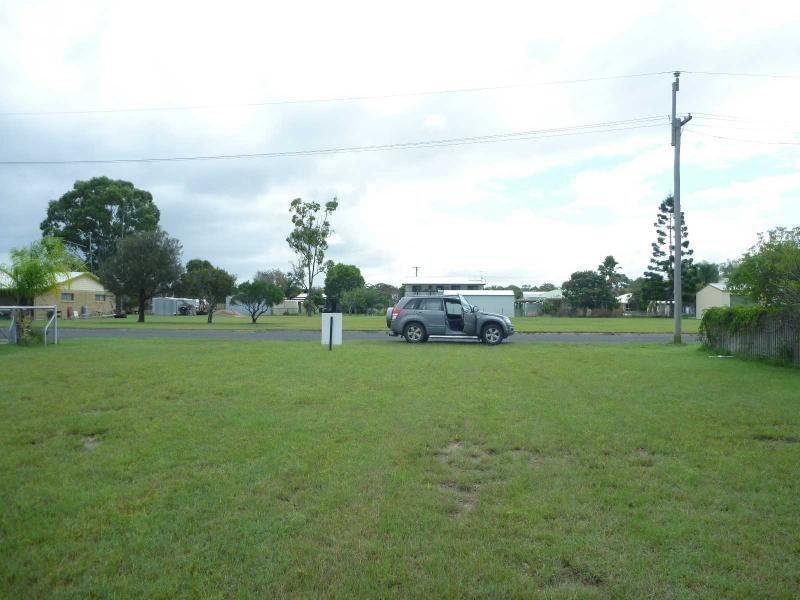 10 Watkins Street, Buxton QLD 4660