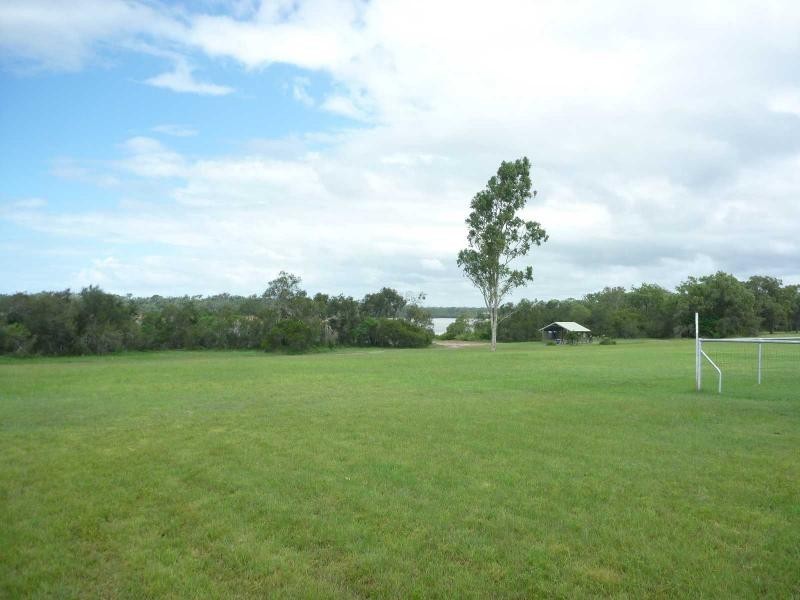 10 Watkins Street, Buxton QLD 4660