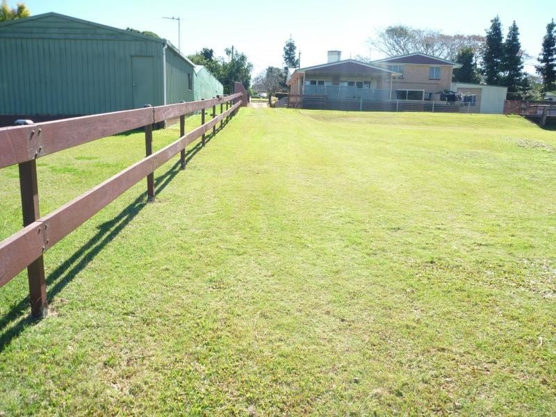 2A Macrossan Street, Childers QLD 4660