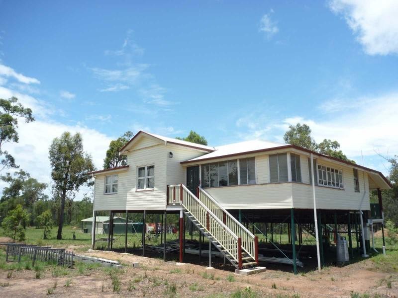 25 Oakview Drive, Redridge QLD 4660