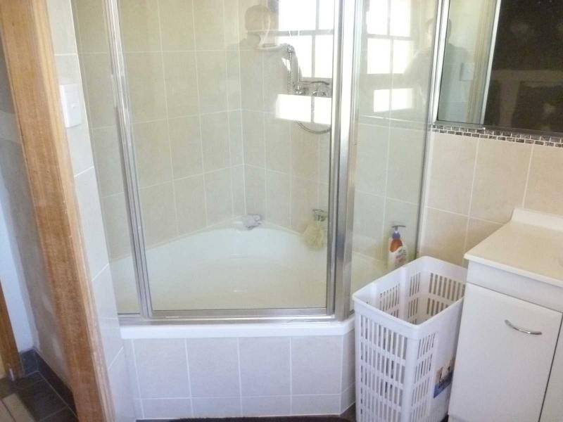 25 Oakview Drive, Redridge QLD 4660